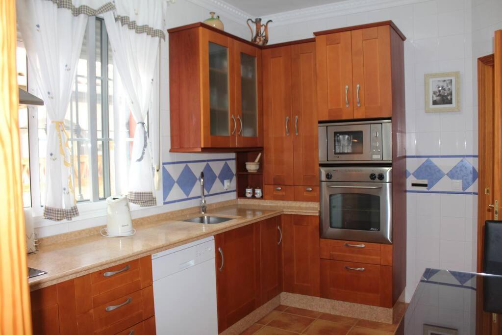 Casa 4 Dormitorios En Ayamonte Extérieur photo